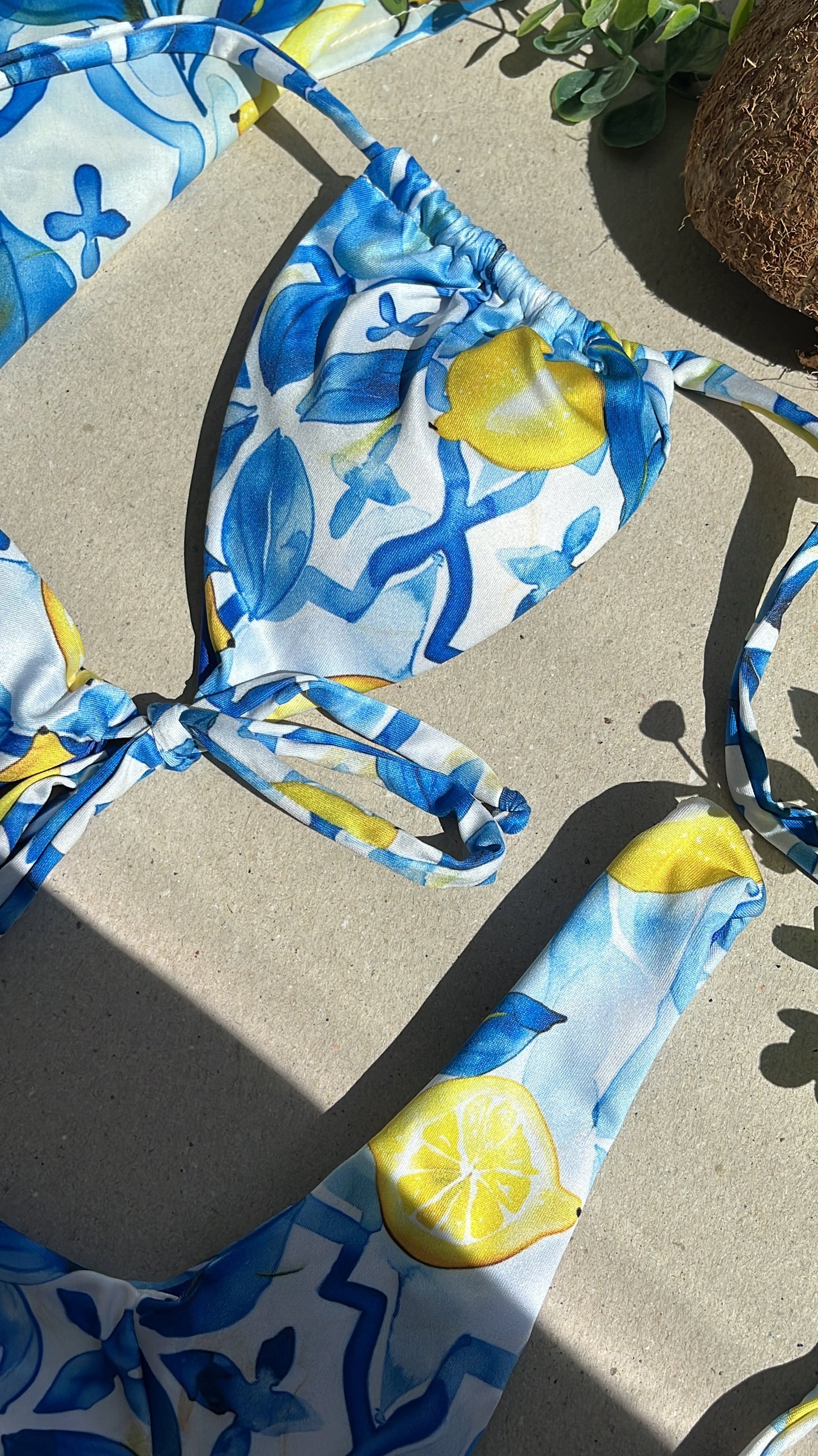 Mediterranea Limoncello Blue - Bottom